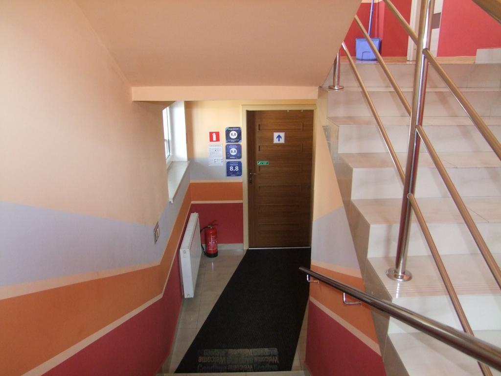 Warnenczyka 85A Bezplatny Parking, Faktura, Prywatna Lazienka, Klimatyzacja Rzeszow Bagian luar foto
